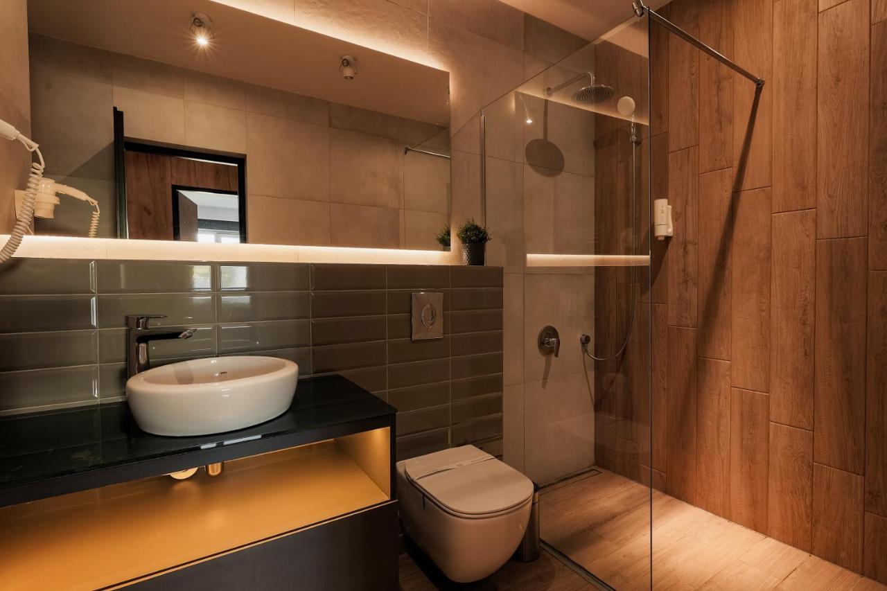 Nest Inn Stiletto Apartment Cluj Napoca Bagian luar foto