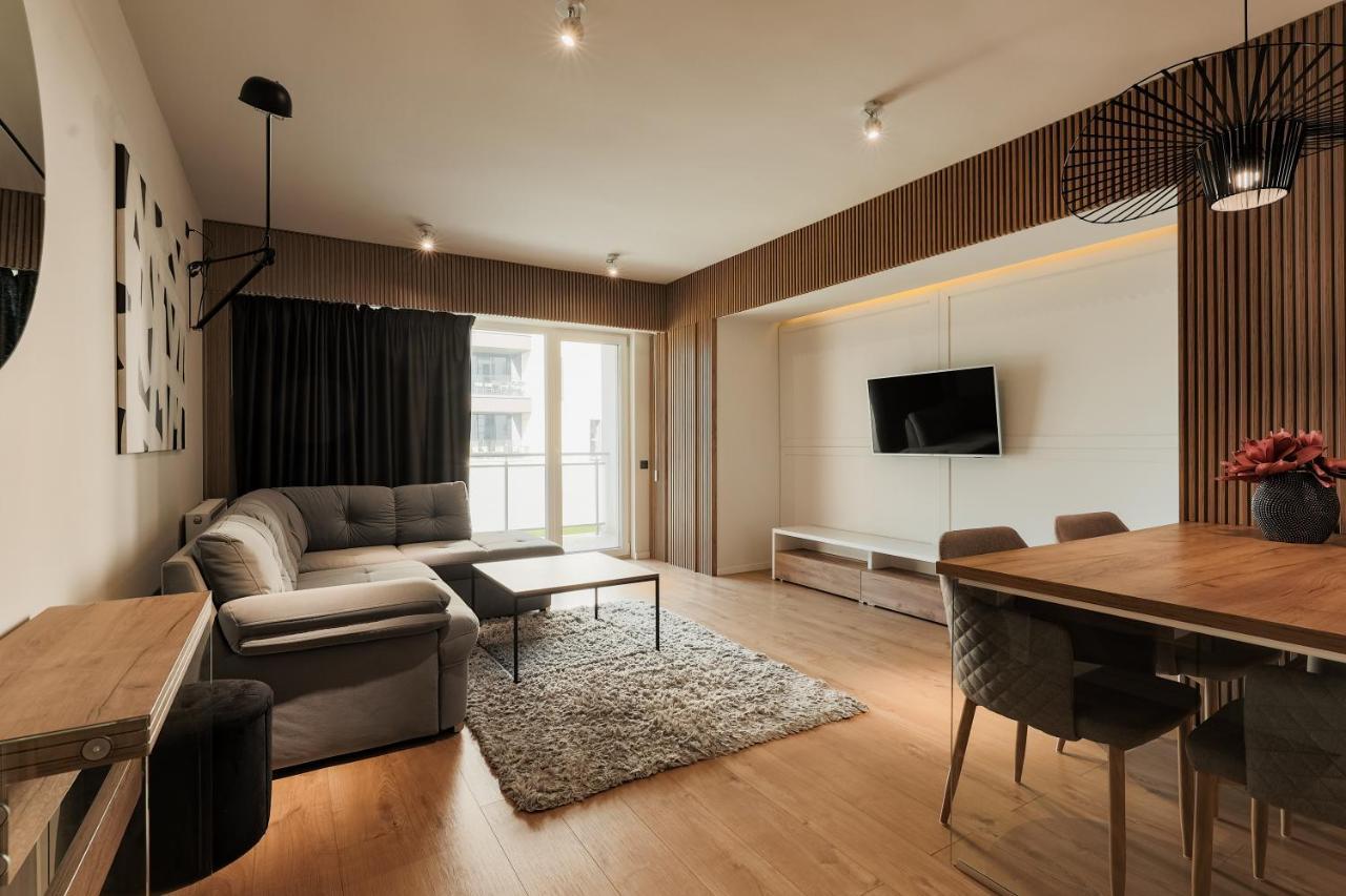 Nest Inn Stiletto Apartment Cluj Napoca Bagian luar foto