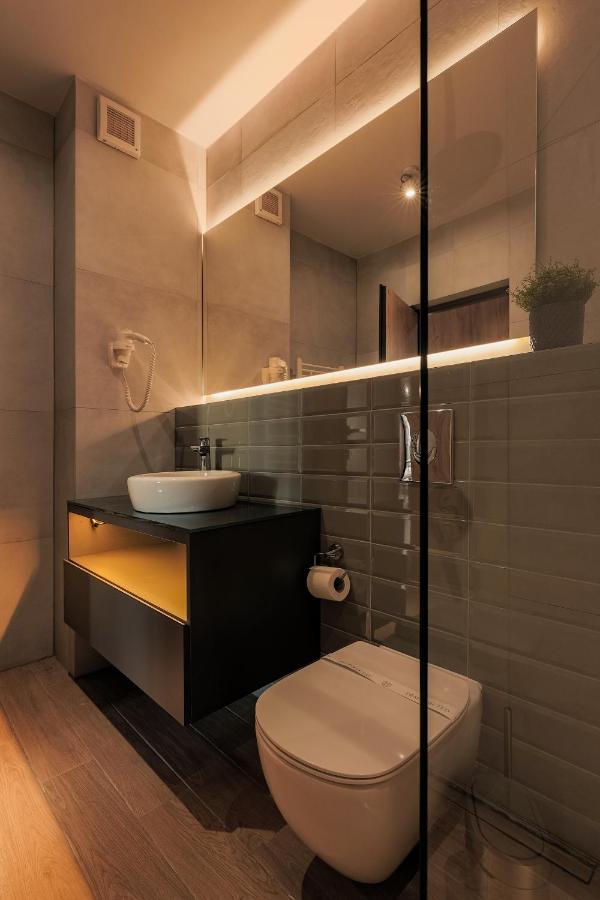Nest Inn Stiletto Apartment Cluj Napoca Bagian luar foto