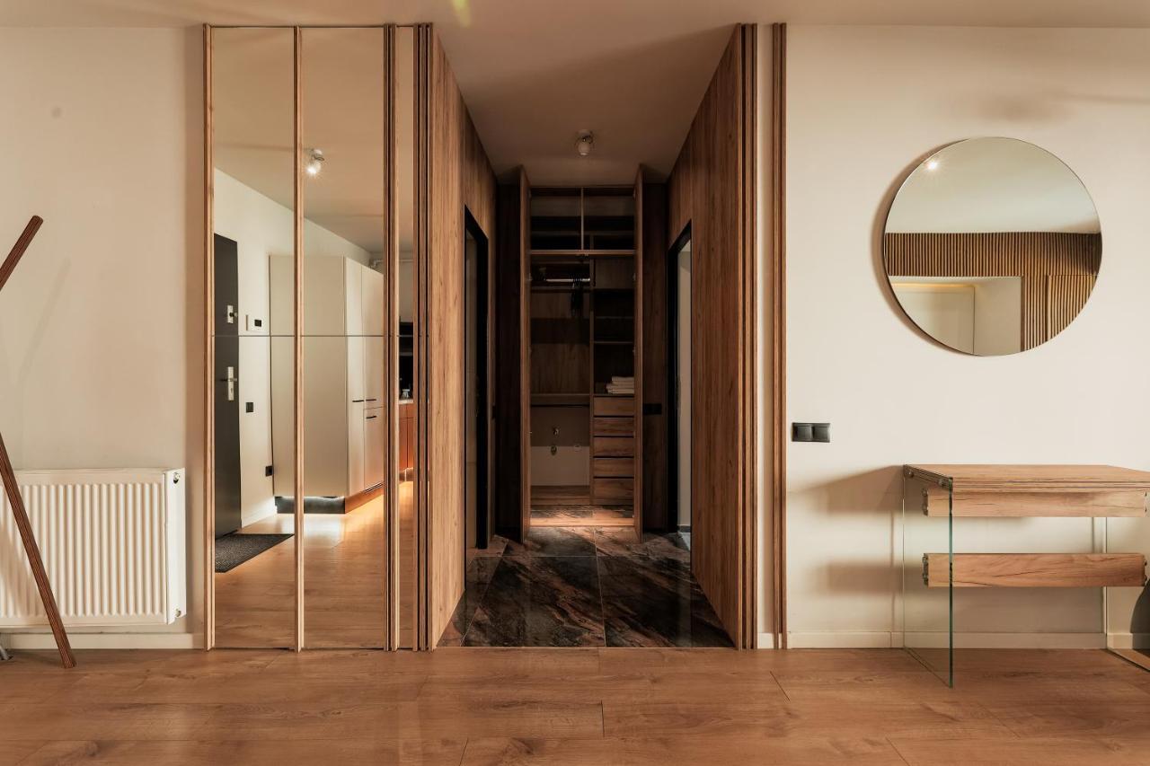 Nest Inn Stiletto Apartment Cluj Napoca Bagian luar foto